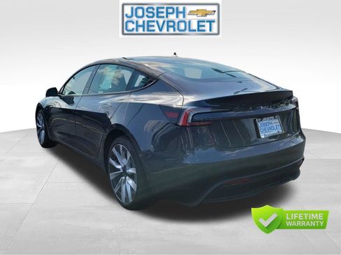 Used 2025 Tesla Model 3 Long Range RWD image 3