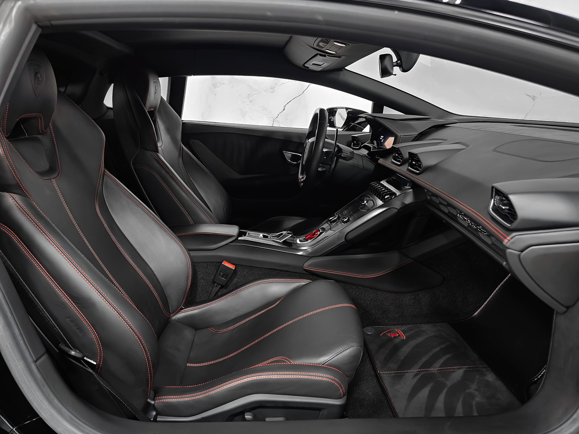 Used 2016 Lamborghini Huracan LP 580-2 RWD image 3