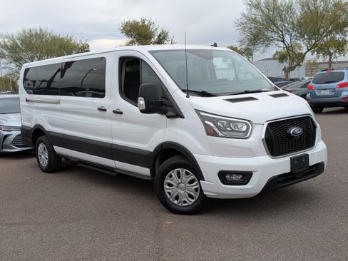 Used 2023 Ford Transit 350 XLT image 34