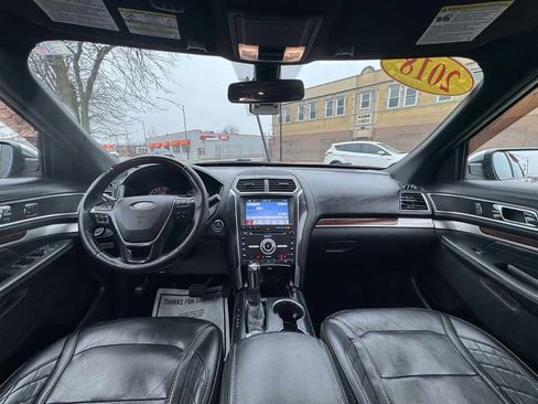 Used 2018 Ford Explorer Platinum image 13