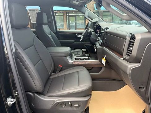 Used 2026 GMC Sierra 1500 SLT w/ SLT Premium Plus Package AWD/4WD image 19