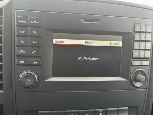 Used 2020 Mercedes-Benz Metris image 25