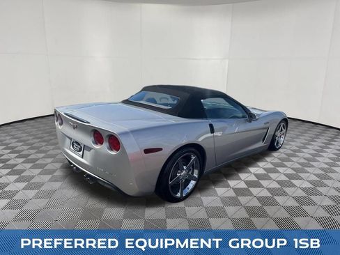Used 2005 Chevrolet Corvette Convertible w/ Preferred Equipment Group RWD image 5