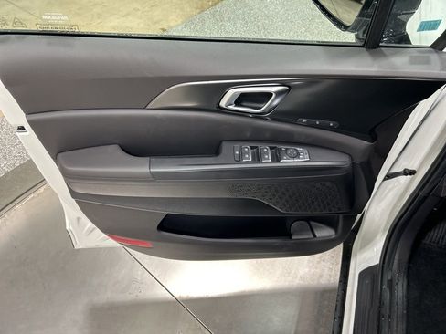 New 2026 Kia Carnival SX image 12