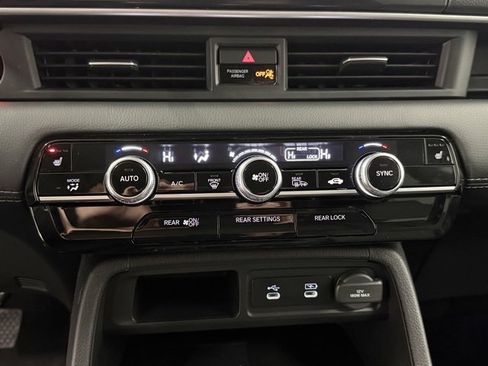 New 2026 Honda Pilot Touring image 37