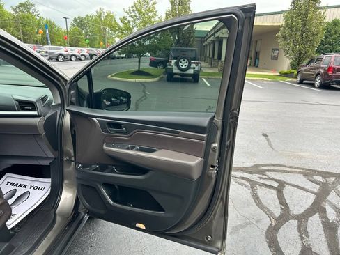 Used 2018 Honda Odyssey EX-L image 50