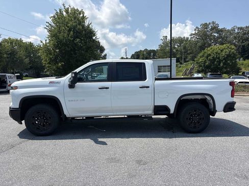 New 2026 Chevrolet Silverado 2500 Custom w/ Custom Value Package AWD/4WD image 9