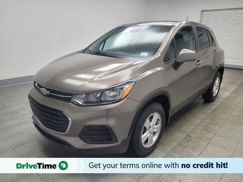 Used 2020 Chevrolet Trax LS w/ Tint and Cruise Package AWD/4WD image 1