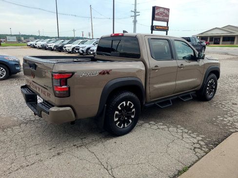Used 2023 Nissan Frontier PRO-4X w/ Pro Convenience Package image 6