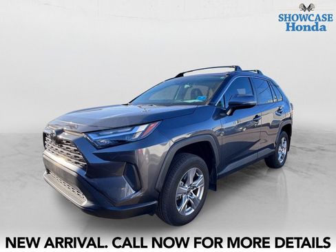 Used 2023 Toyota RAV4 XLE w/ Convenience Package AWD/4WD image 2