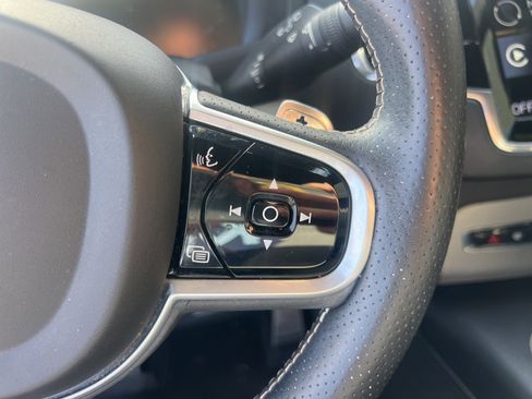 Used 2019 Volvo XC90 T5 R-Design w/ Advanced Package image 18