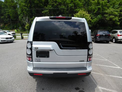 Used 2015 Land Rover LR4 HSE image 4