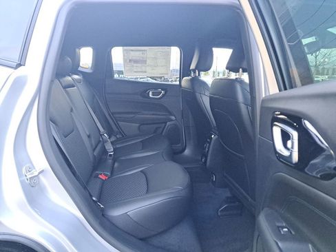 New 2026 Jeep Compass Latitude AWD/4WD image 14