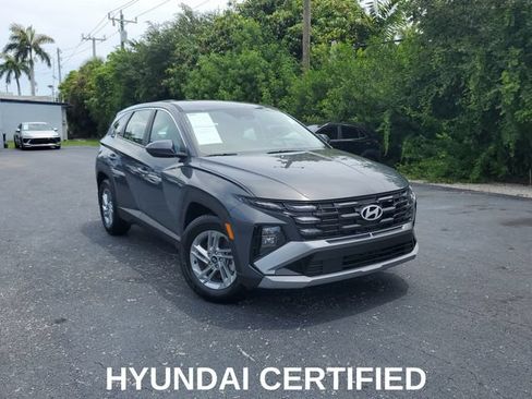 Used 2025 Hyundai Tucson SE FWD image 29