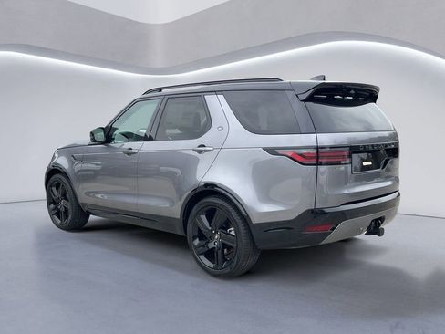 New 2025 Land Rover Discovery Dynamic SE image 5