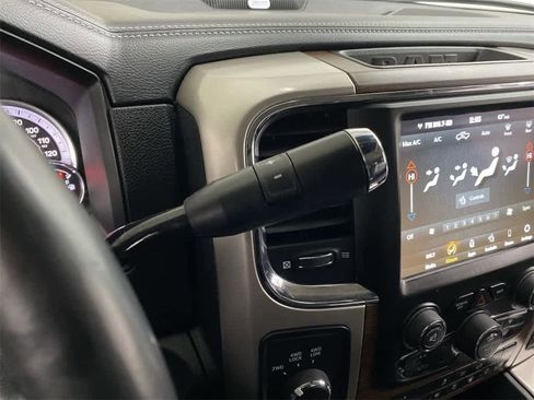 Used 2018 RAM 2500 Laramie w/ Convenience Group image 25