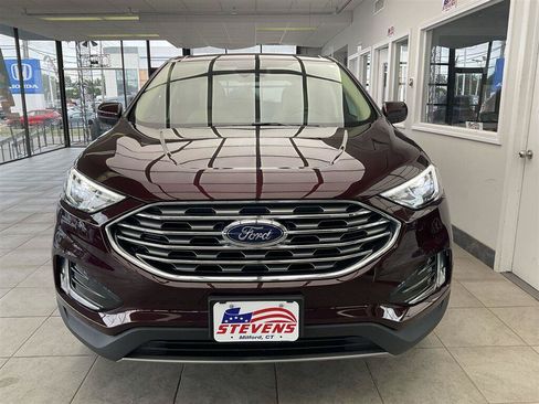 Used 2022 Ford Edge SEL w/ Convenience Package AWD/4WD image 2