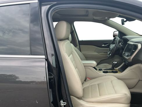 Used 2018 GMC Acadia Denali w/ Technology Package AWD/4WD image 15