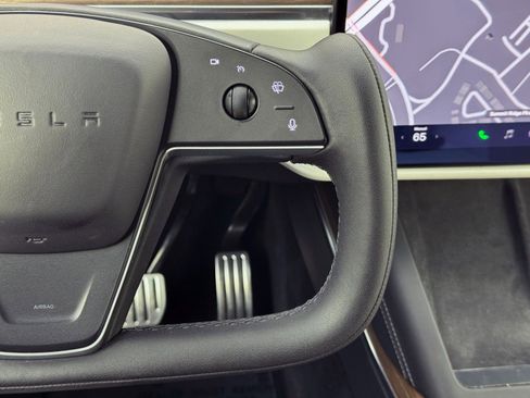Used 2022 Tesla Model X image 20