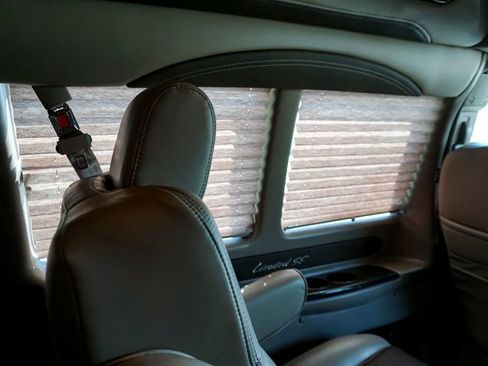 Used 2017 Chevrolet Express 2500 RWD image 35