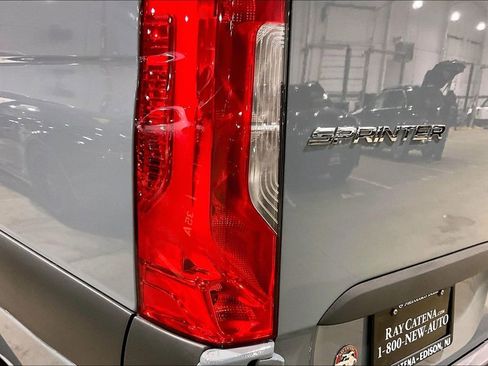 Used 2026 Mercedes-Benz Sprinter 2500 image 21