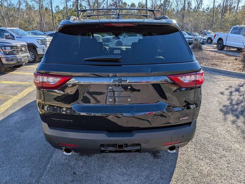 Used 2021 Chevrolet Traverse RS image 4