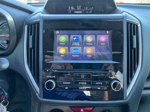 Used 2022 Subaru Crosstrek 2.0i Premium image 8