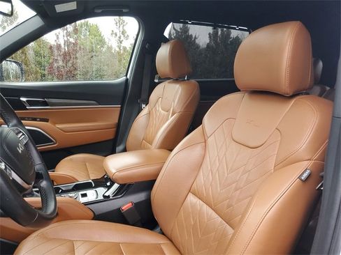 Used 2024 Kia Telluride EX X-Line image 14