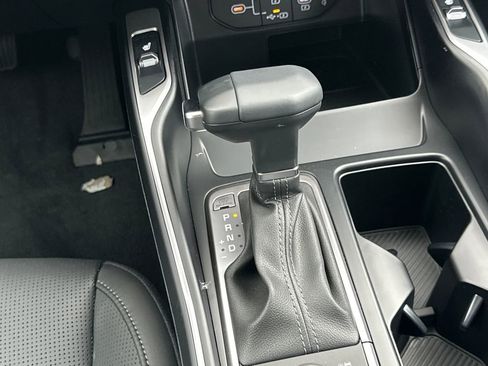 New 2026 Kia Sorento S w/ S Panoramic Sunroof Package image 23