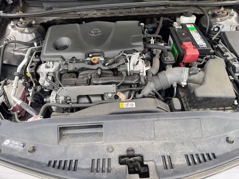 Used 2020 Toyota Camry LE w/ Convenience Package image 21