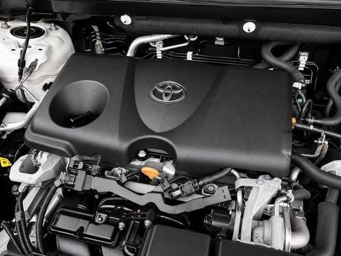 Used 2020 Toyota RAV4 XLE FWD image 34