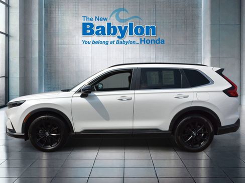 Used 2023 Honda CR-V Sport image 2