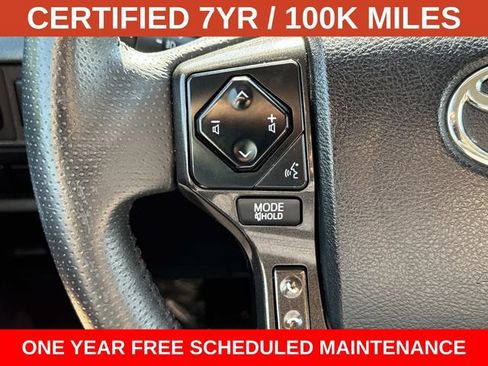 Used 2022 Toyota 4Runner TRD Off-Road Premium AWD/4WD image 24