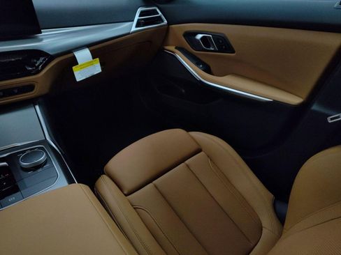 Used 2026 BMW 330i xDrive Sedan w/ M Sport Package image 25
