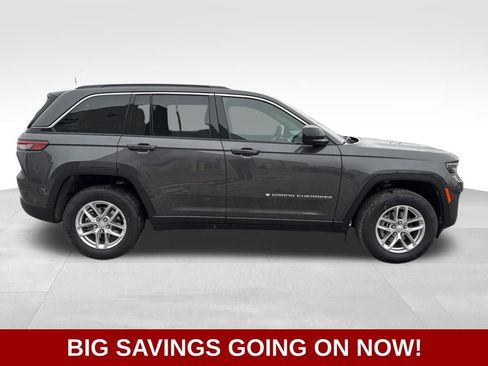 New 2026 Jeep Grand Cherokee Laredo X image 3