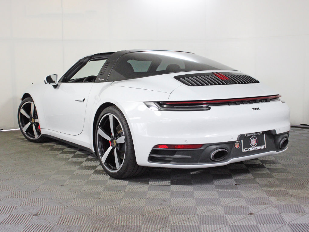 Certified 2021 Porsche 911 Targa 4S w/ Premium Package AWD/4WD image 3