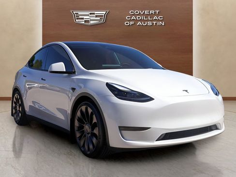 Used 2023 Tesla Model Y Performance image 6