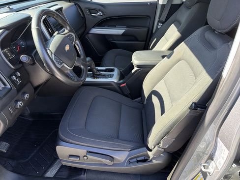Used 2021 Chevrolet Colorado LT w/ LT Convenience Package image 10