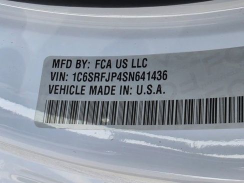 Used 2025 RAM 1500 Laramie w/ Night Edition image 33