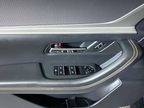 Used 2025 MAZDA CX-90 3.3 Turbo w/ Preferred Package image 19