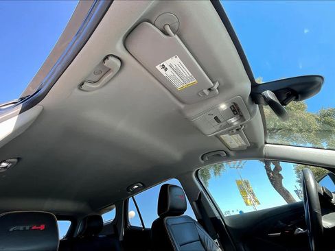 Used 2022 GMC Terrain AT4 image 13