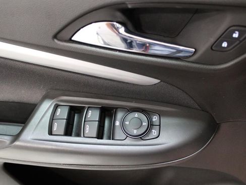 Used 2022 Chevrolet Bolt EUV LT w/ Driver Confidence Package image 16