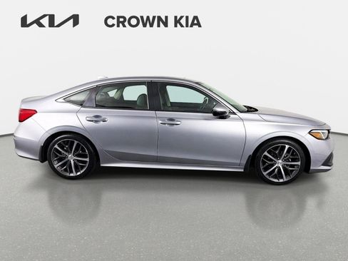 Used 2023 Honda Civic Touring image 5