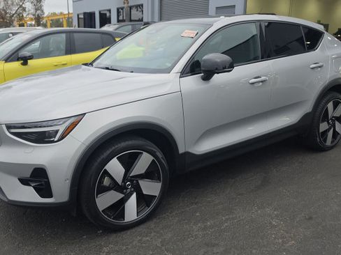 Used 2023 Volvo C40 P8 Recharge Ultimate w/ Protection Package Premier AWD/4WD image 1