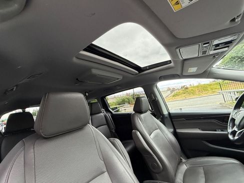 Used 2018 Honda Odyssey Elite image 27