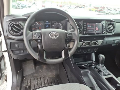 Used 2021 Toyota Tacoma SR RWD image 17