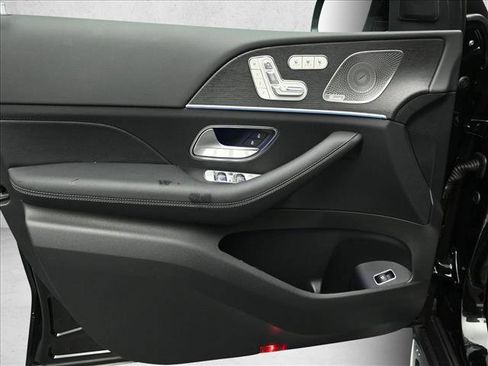 Certified 2026 Mercedes-Benz GLS 450 4MATIC image 19