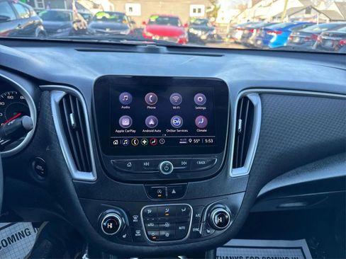 Used 2022 Chevrolet Malibu LT image 14