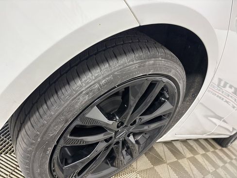 Used 2022 Chevrolet Malibu Premier FWD image 33
