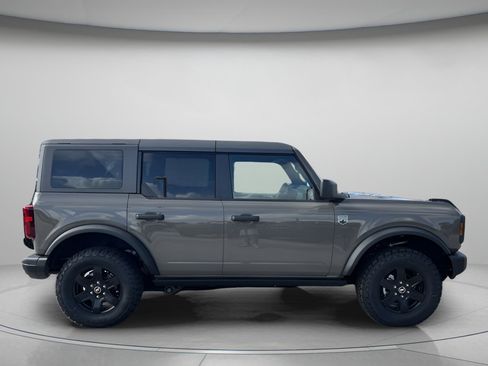 New 2025 Ford Bronco Big Bend w/ Black Diamond Package image 2
